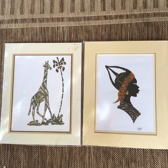 Lot of 2 butterfly wing art giraffe, African lady prints - Picture 1 of 6